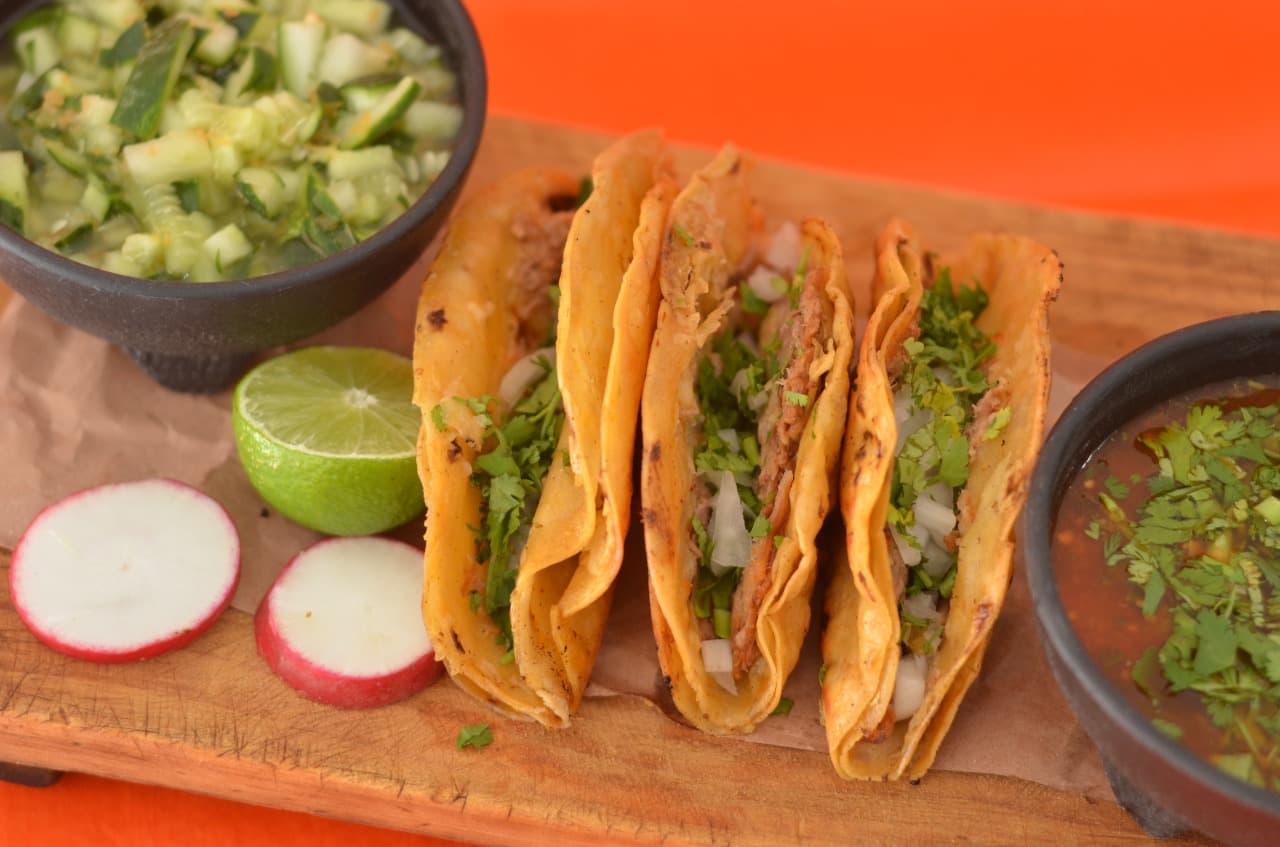 10 Tacos de Barbacoa + 2 Lonches Sencillo + Sidral