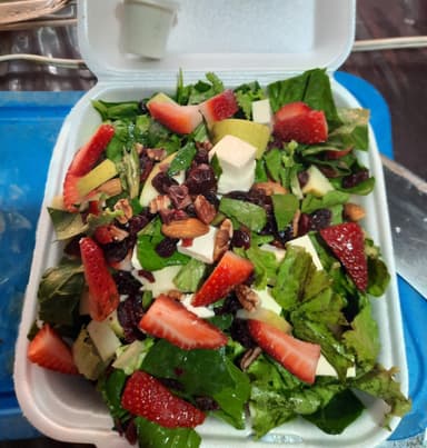 Ensalada Verde con Frutos Secos