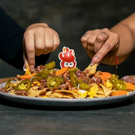 Nachos con Tocino