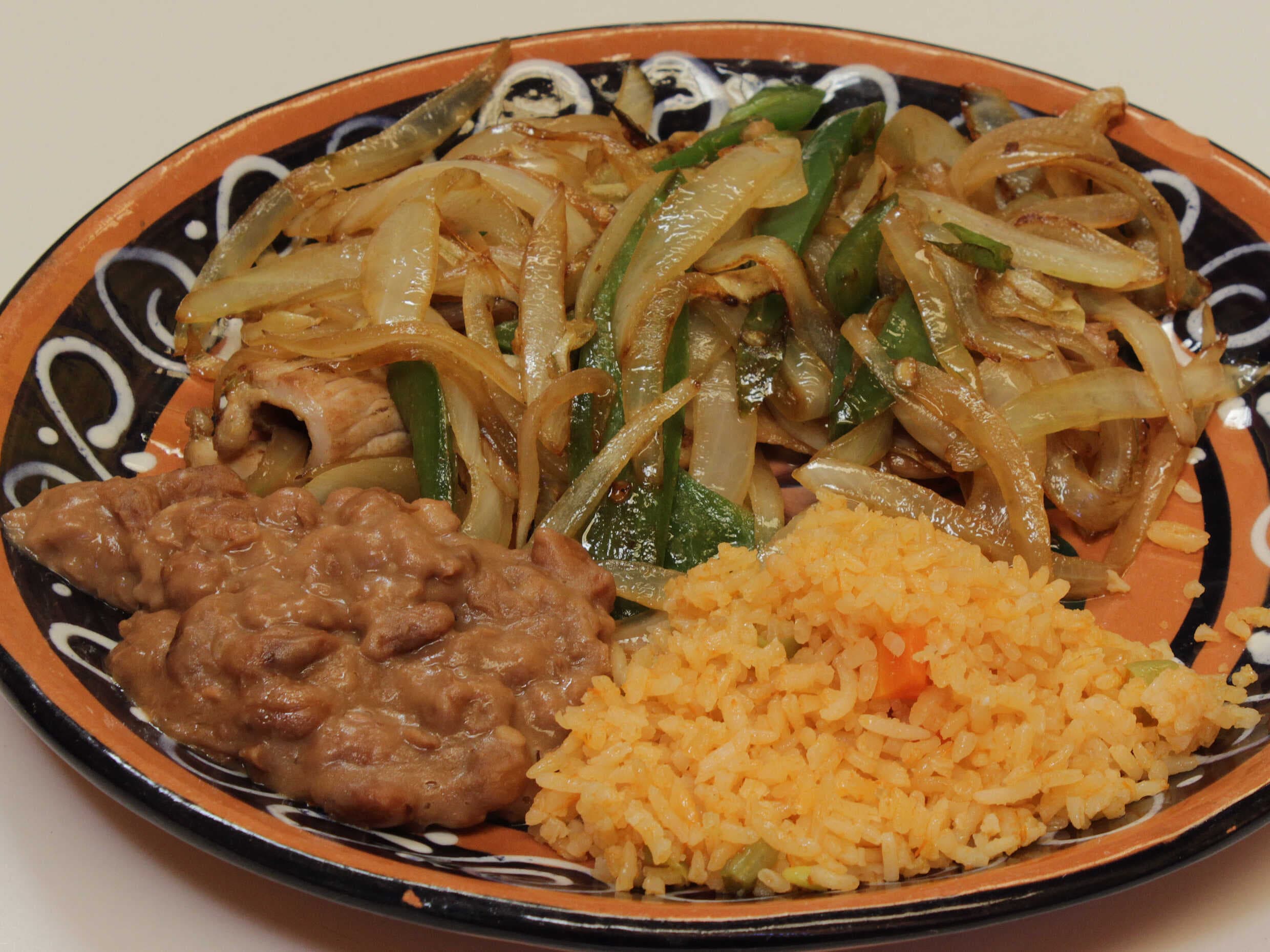 Bisteck o Cecina Encebollada