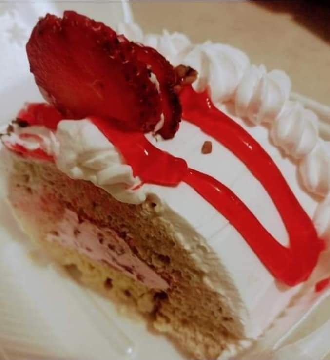 Rebanada de Rollo de Fresa
