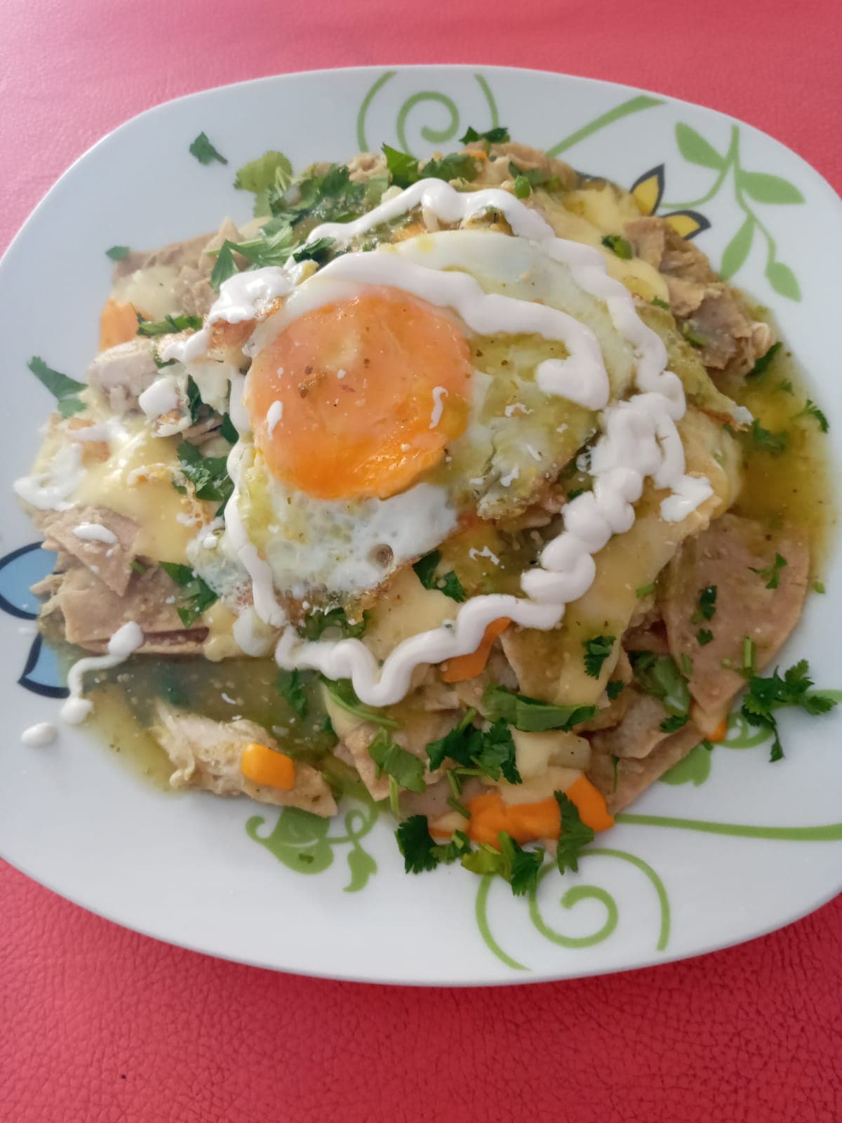 Chilaquiles con Pollo