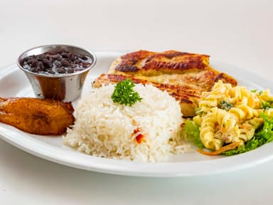 Casado con Pechuga de Pollo