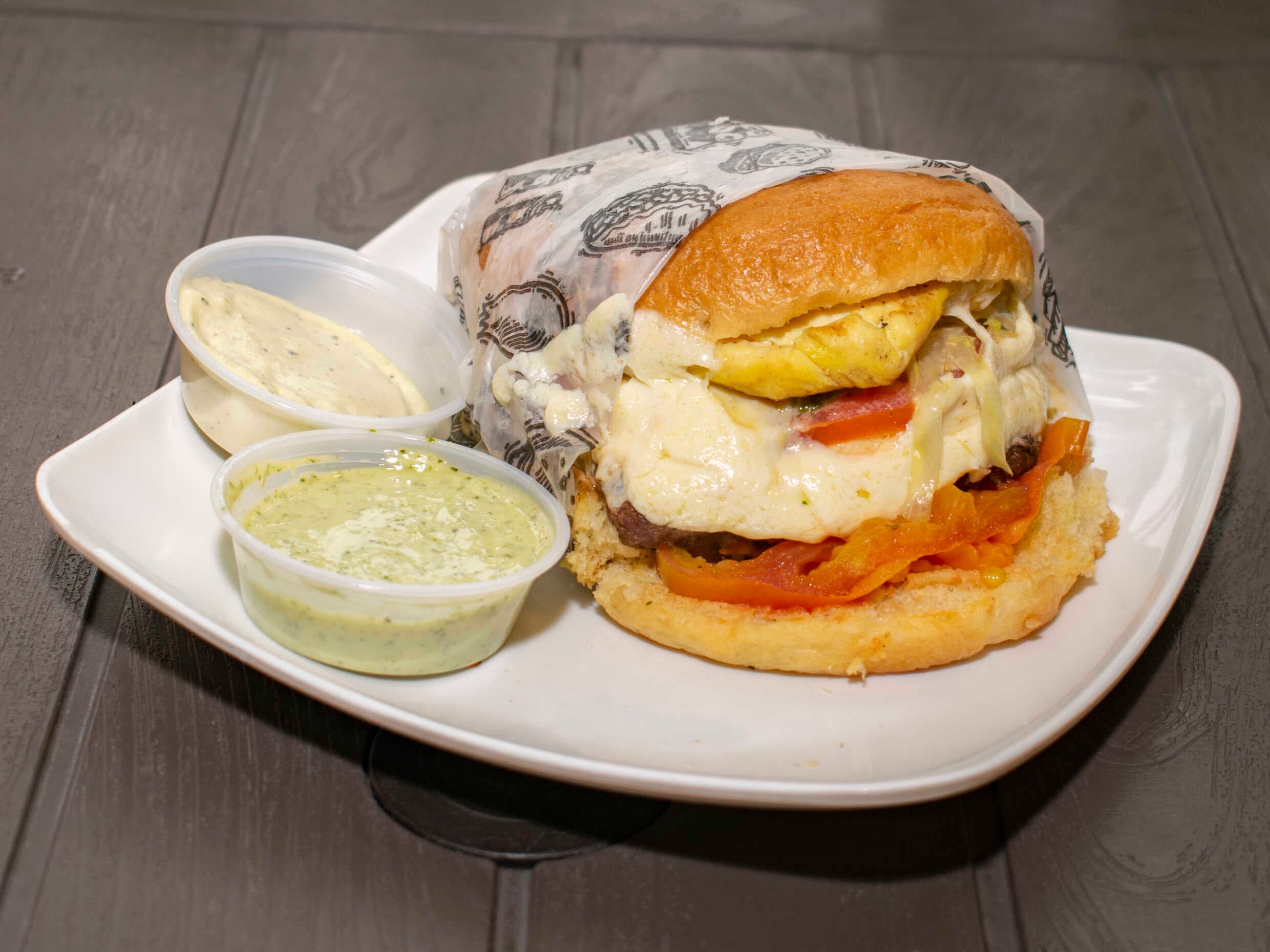 Hamburguesa Mixta.