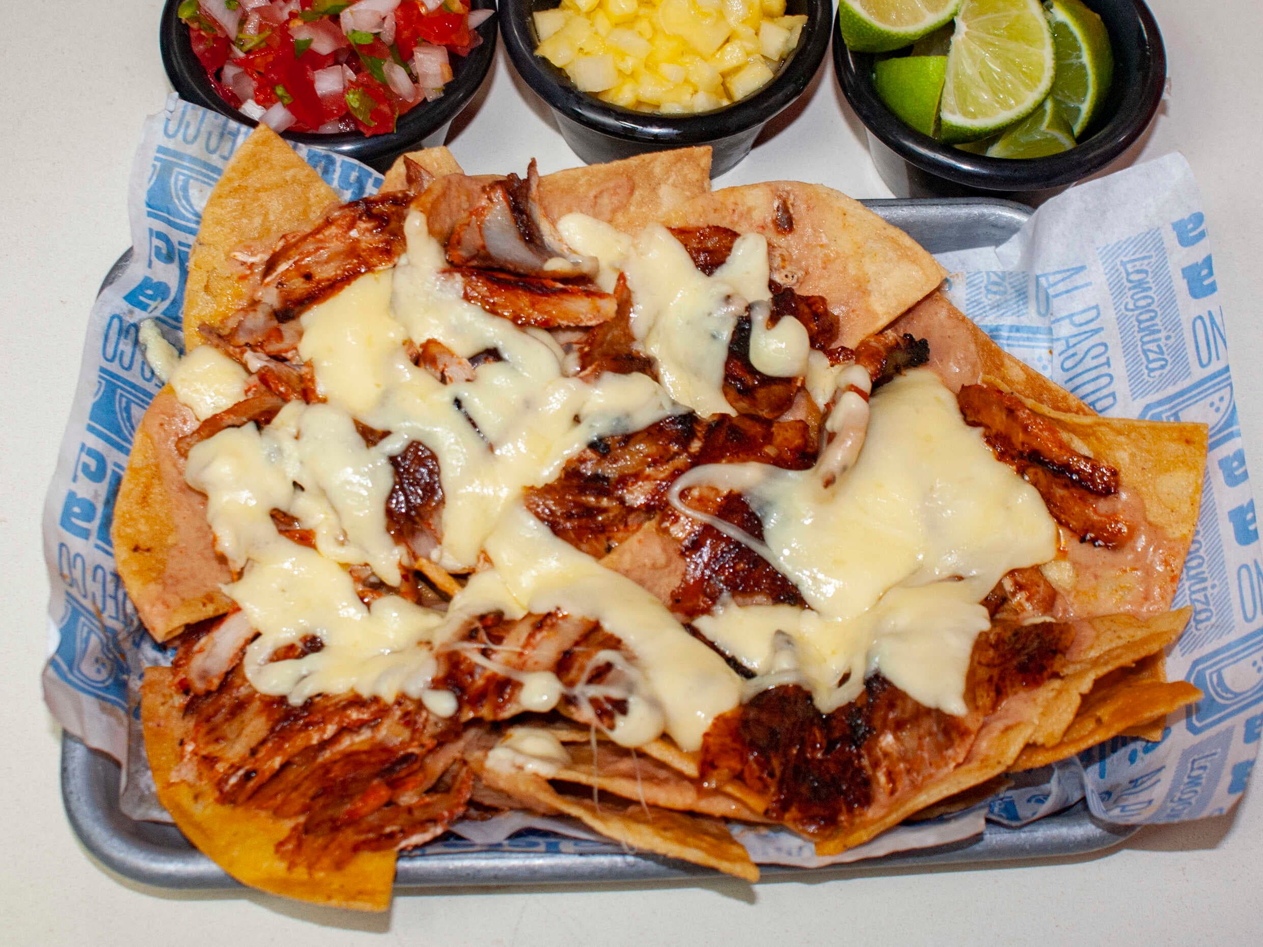 NACHOS DE SIRLOIN