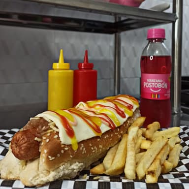 Combo Perro Long Sencillo
