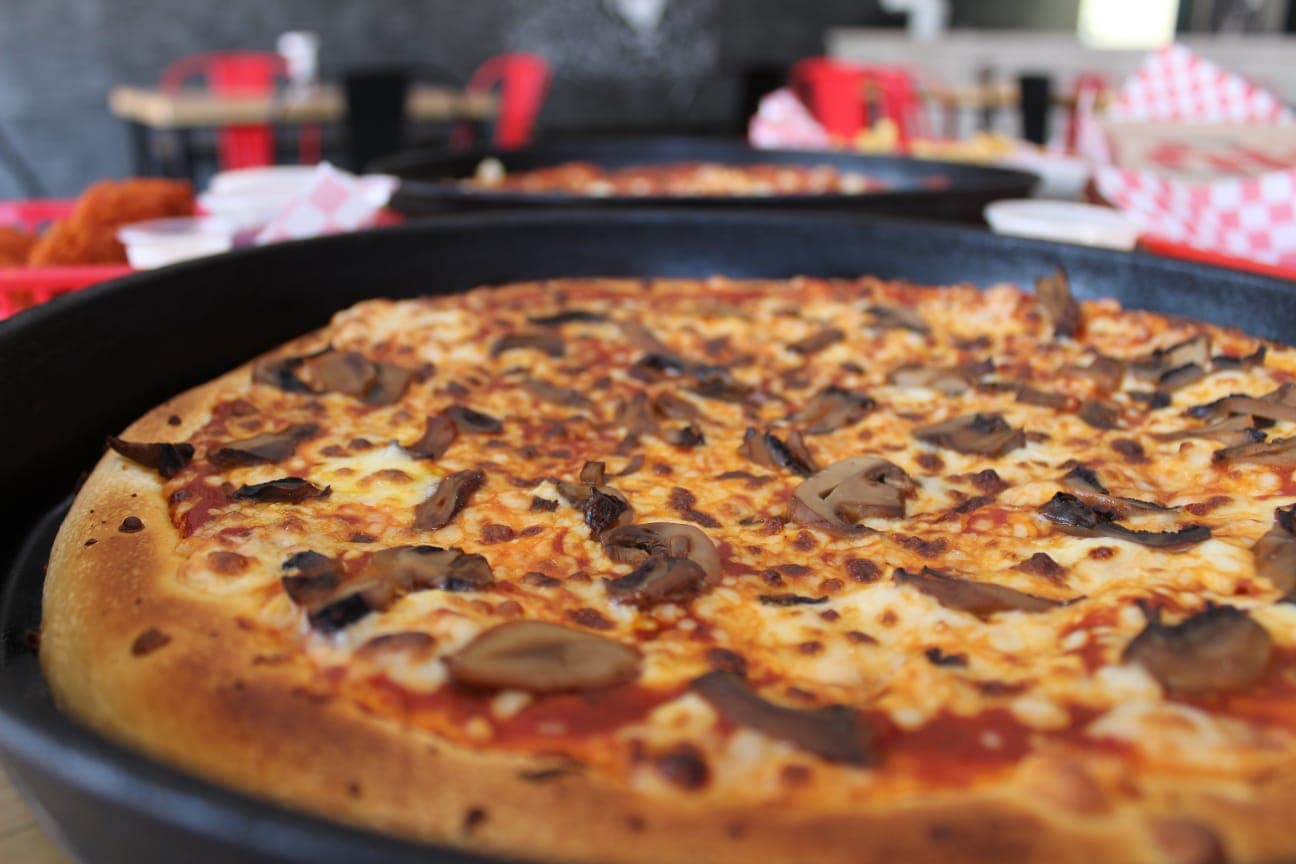 Pizza Champiñones