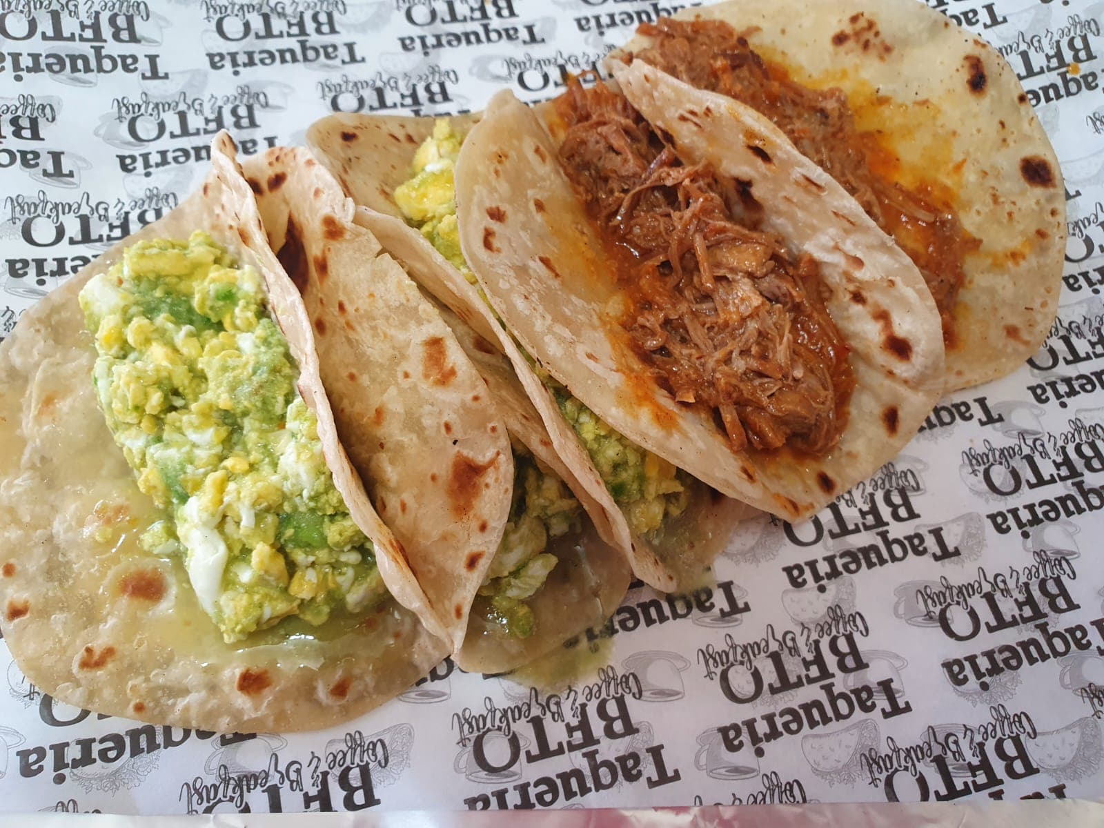 Combo Miercoles 4 Tacos de Harina y Bebida