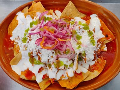 Chilaquiles con Cochinita