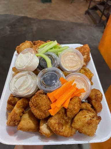 1/2 Combo Boneless