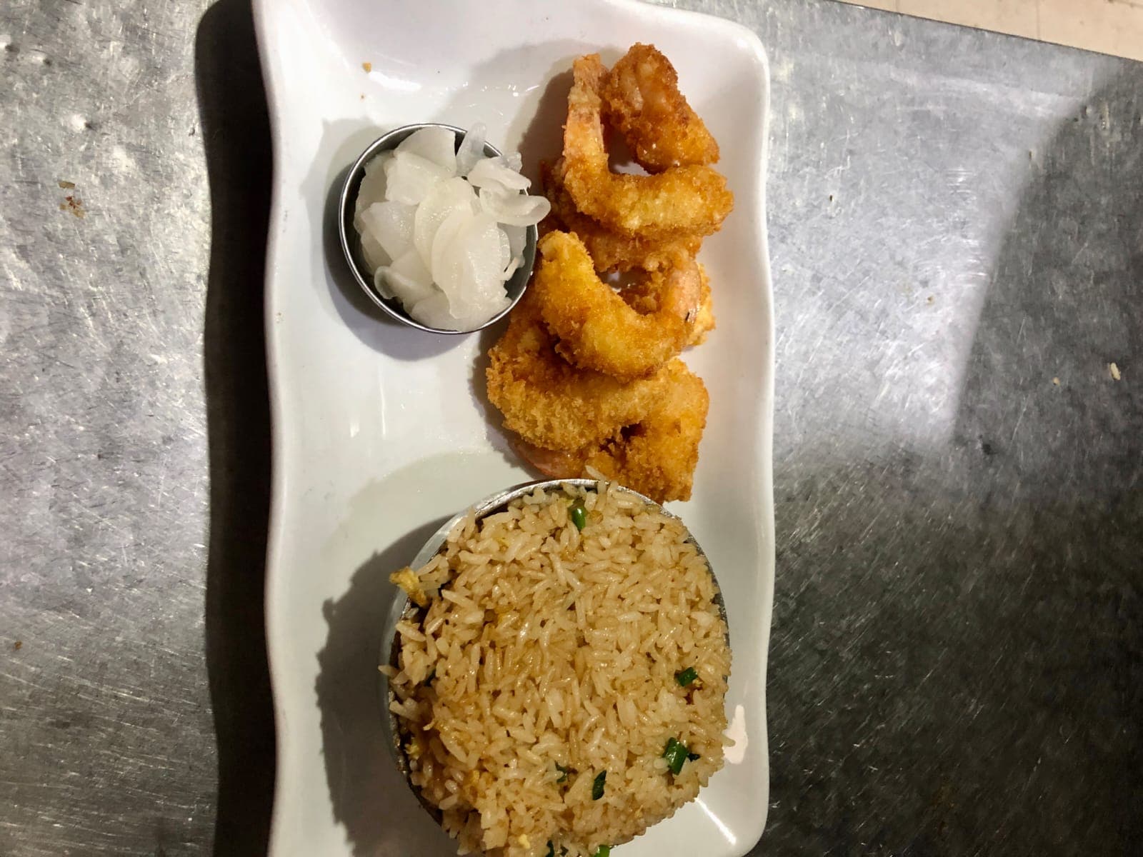 Langostino Arrebozado más Chaufa