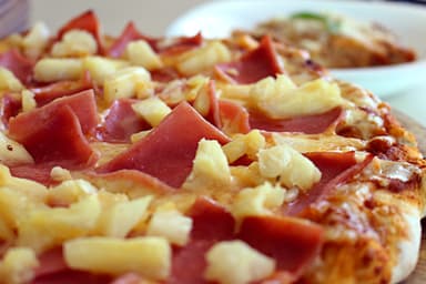 Pizza Hawaiana