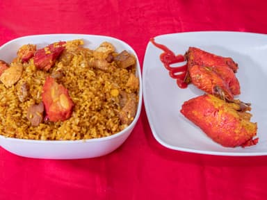 1/4 Pollo Frito + Arroz paisa & Papas