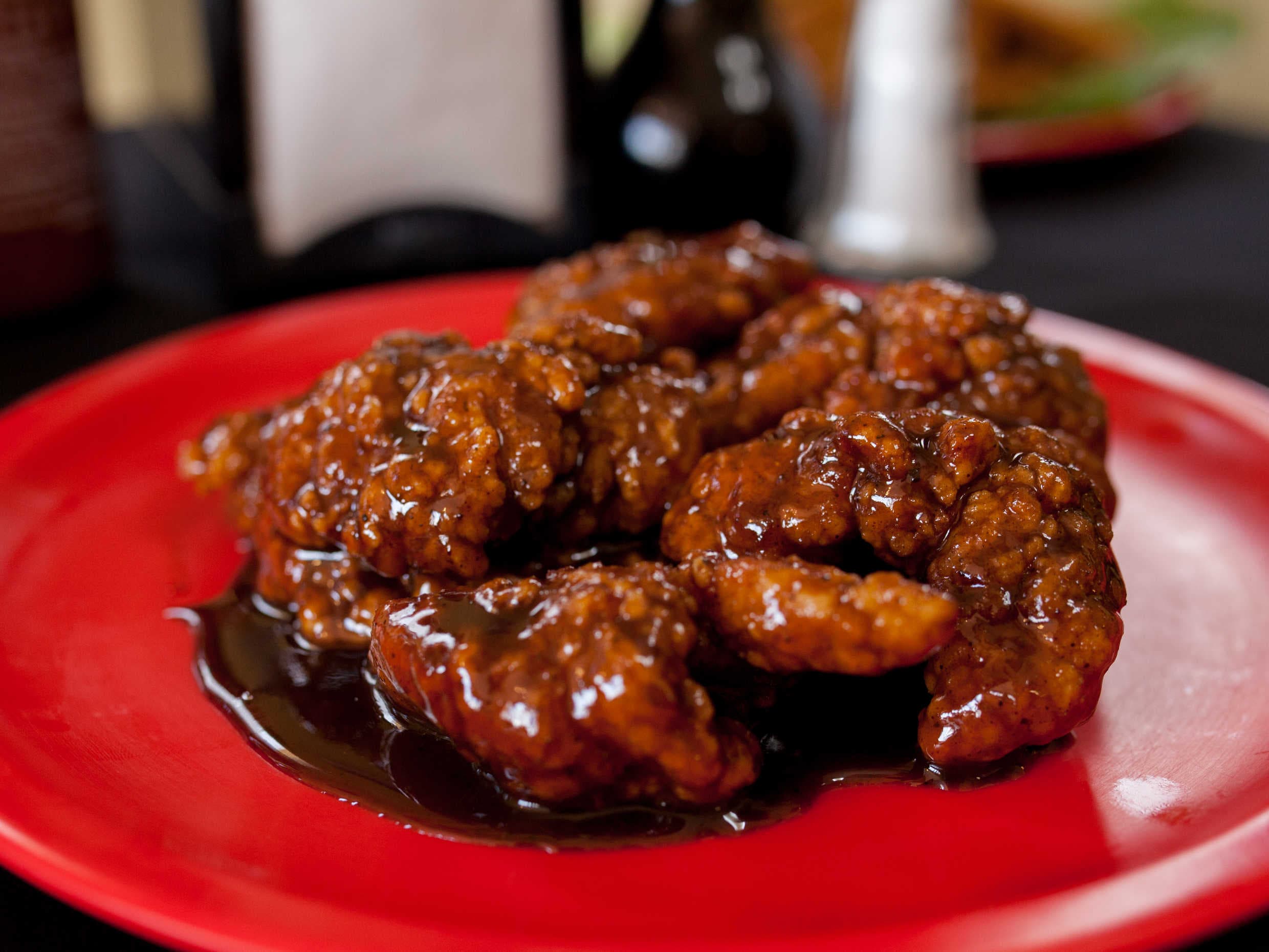 Orden de Boneles mango habanero con papas