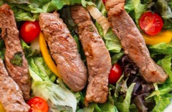 Ensalada Thai con Rib Eye