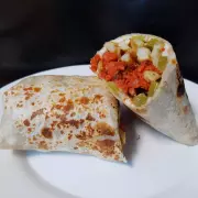 Burrito gigante de pastor con queso