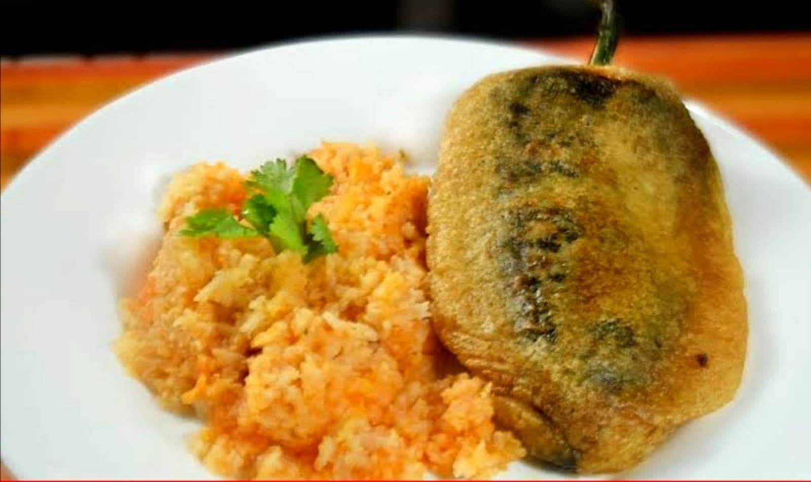 Chile relleno de picadillo