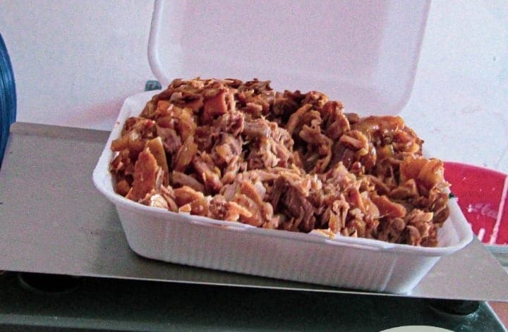 Combo: Orden de Carnitas Surtidas + 1 Taco