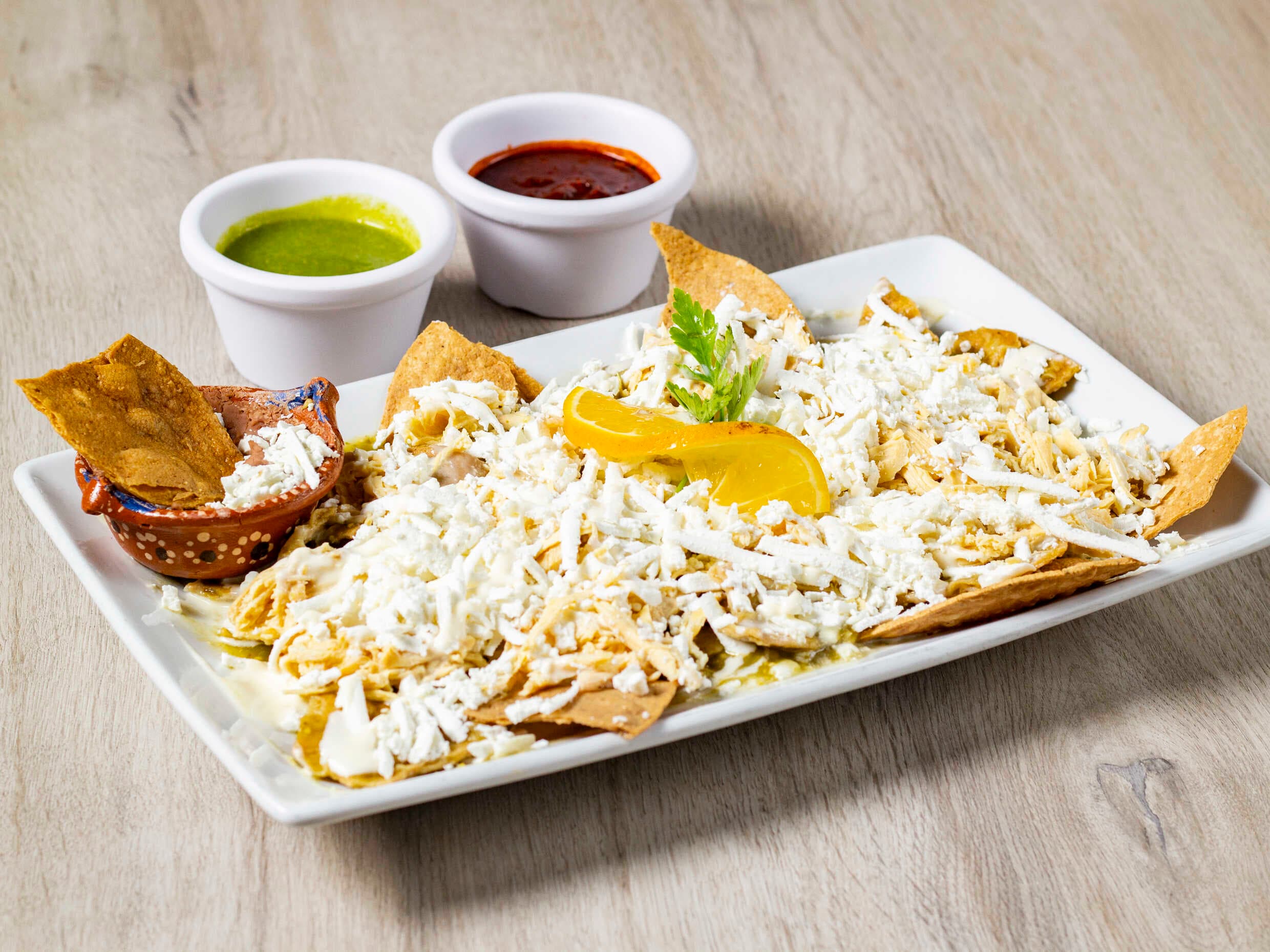 Chilaquiles con Pollo