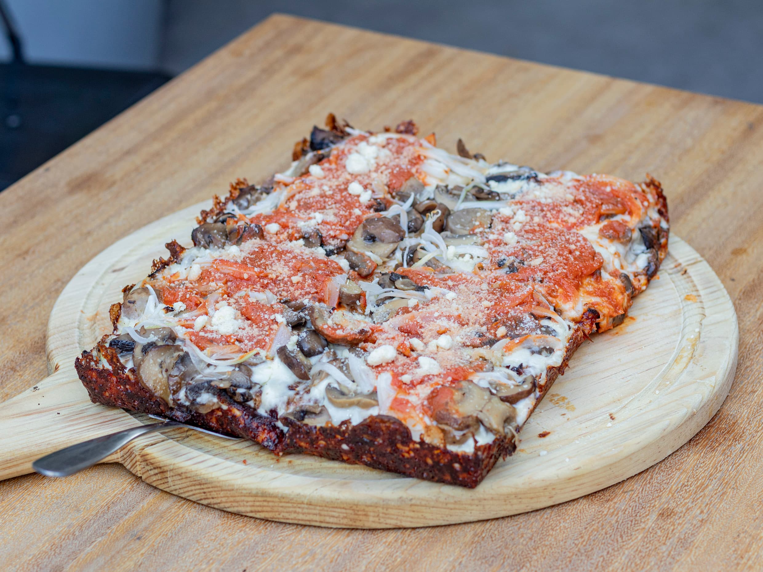 Estilo Detroit Pizza Don Lalo