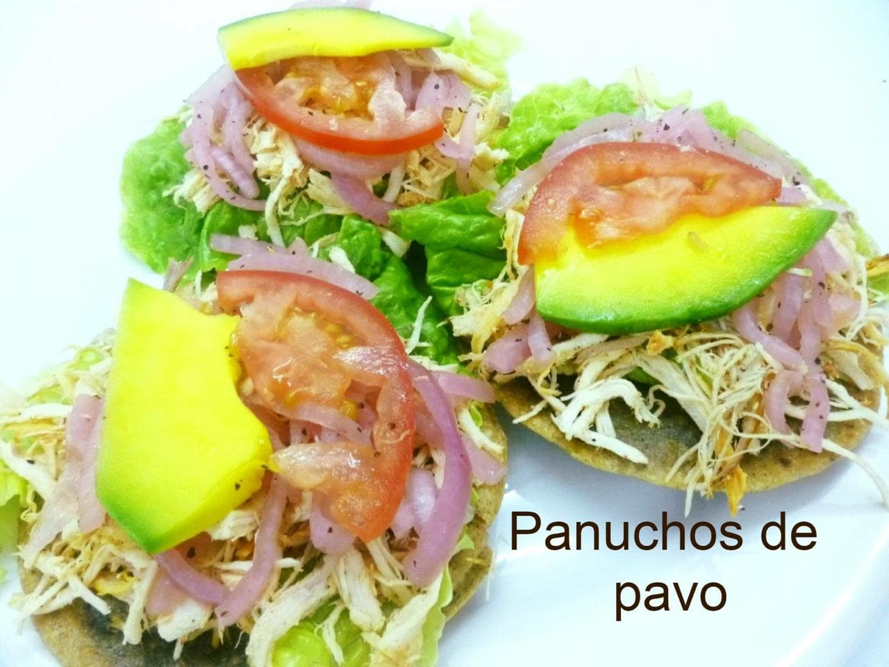 Como Familiar 10 Panuchos + 4 Aguas 500 Ml