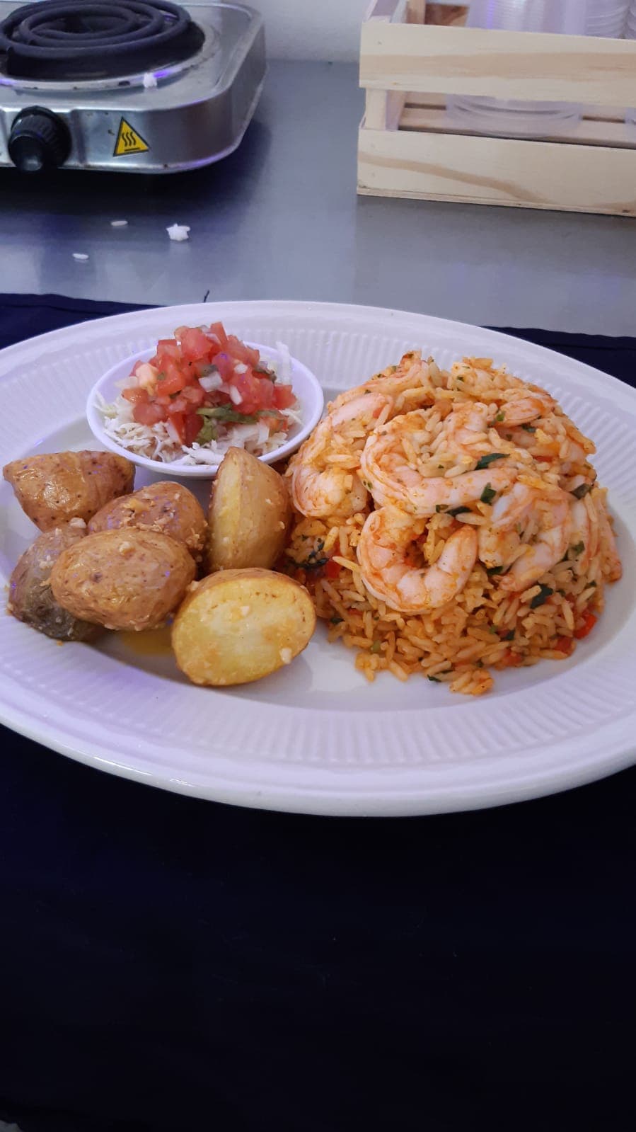 Arroz con Camarones + Té Frio