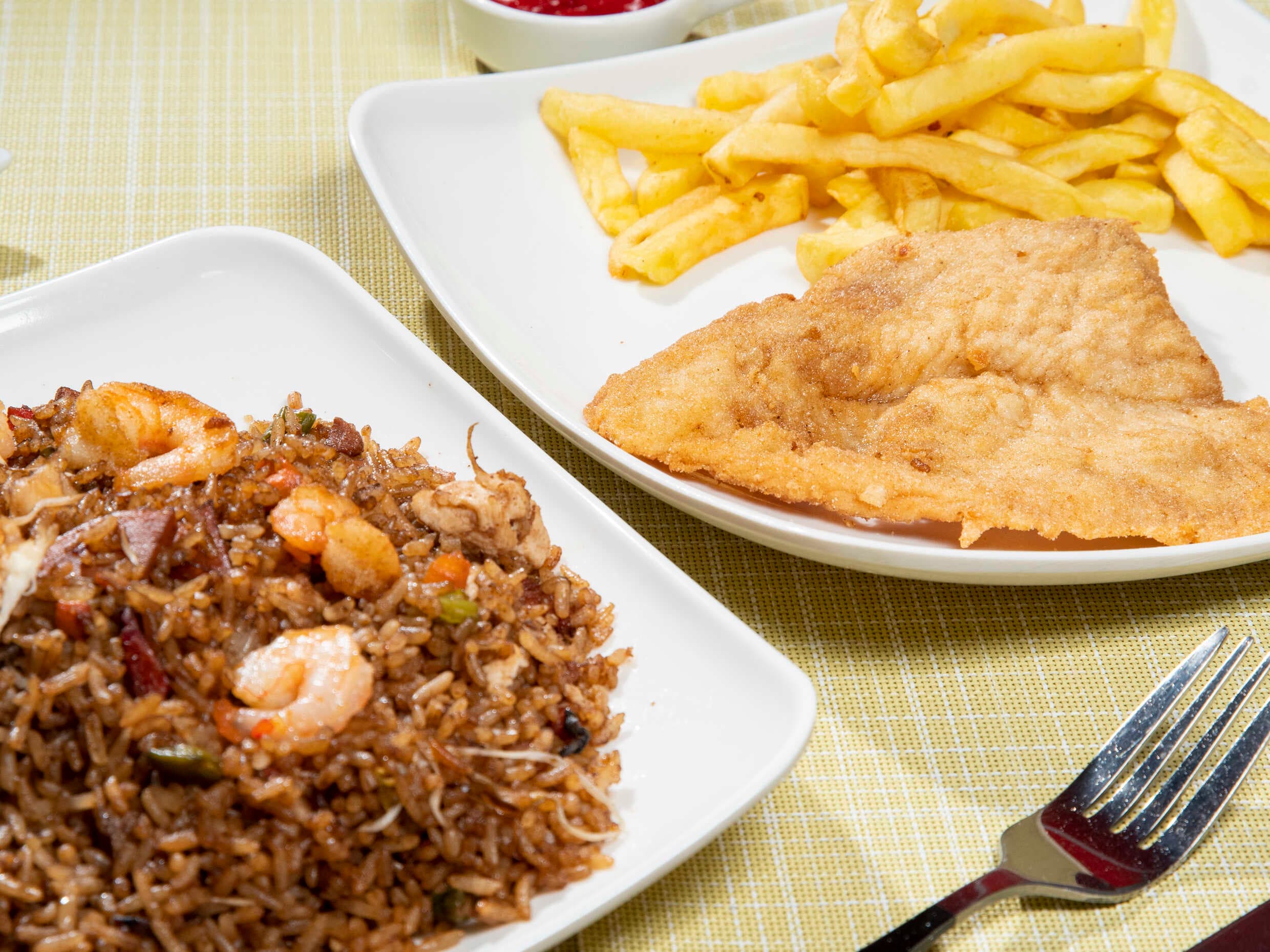 Caja Arroz Chino con Chuleta 3 Personas