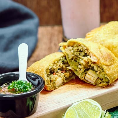 Empanadas de Mariscos.