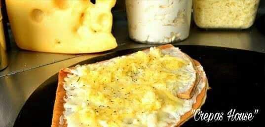 Crepa tres Quesos