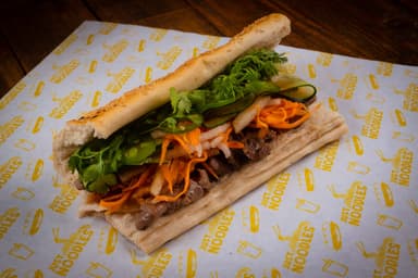 Banh Mi De Cerdo