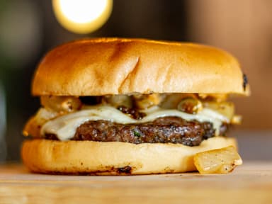 Hot Maui Burger