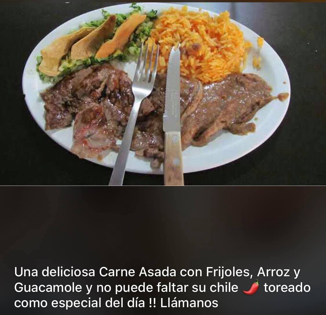 Combo 2, Comida