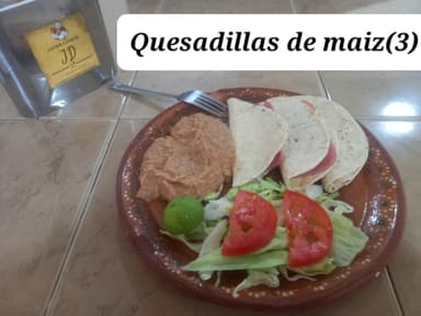 COMBO- 3 QUESADILLAS CON CARNE