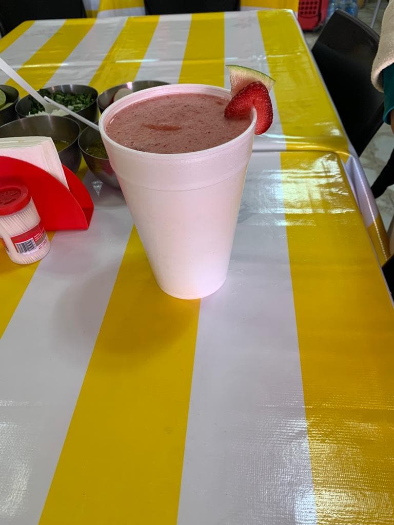 Agua de Fresa