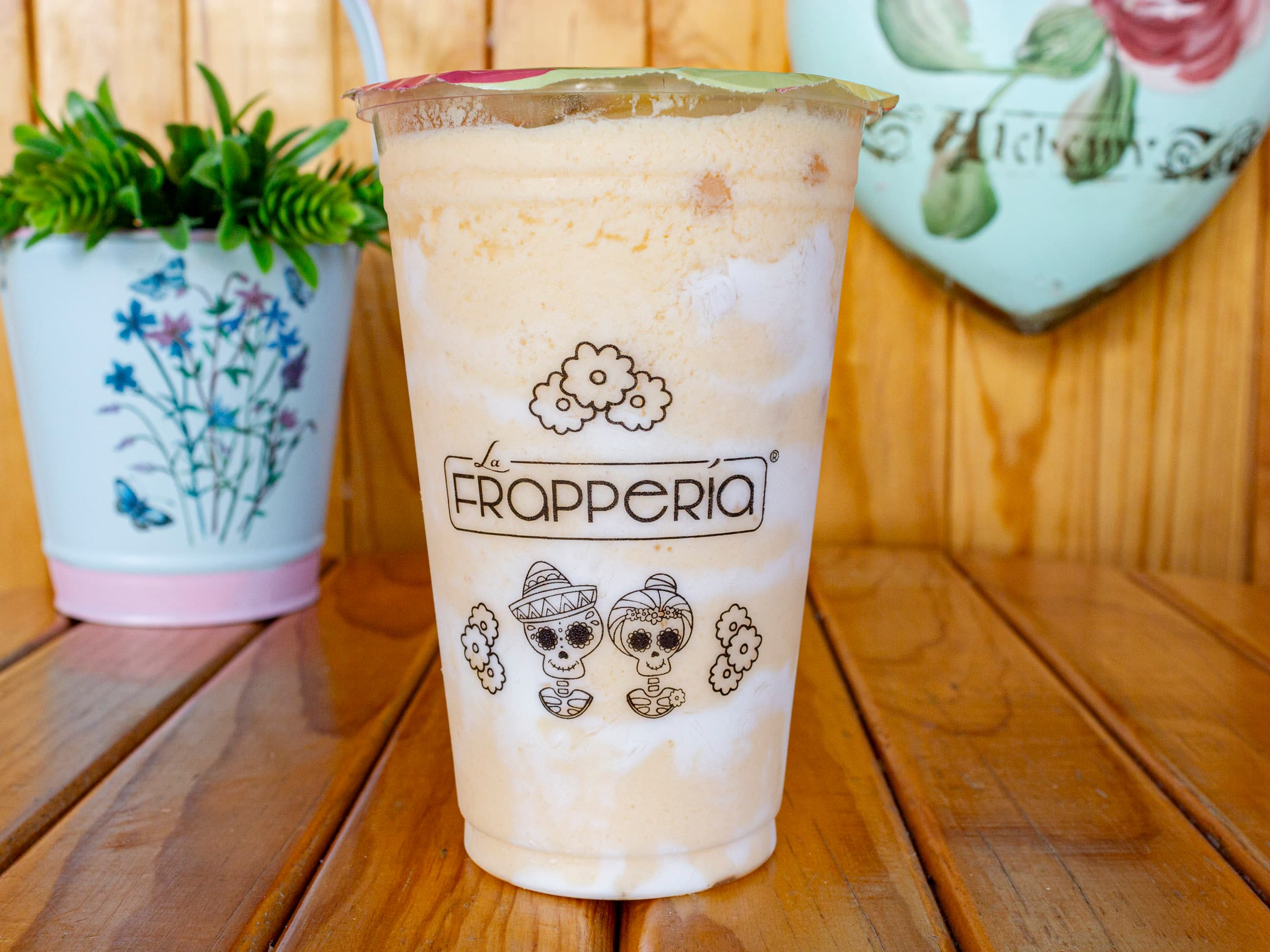 Frapé Mango Yogurt 16 Oz