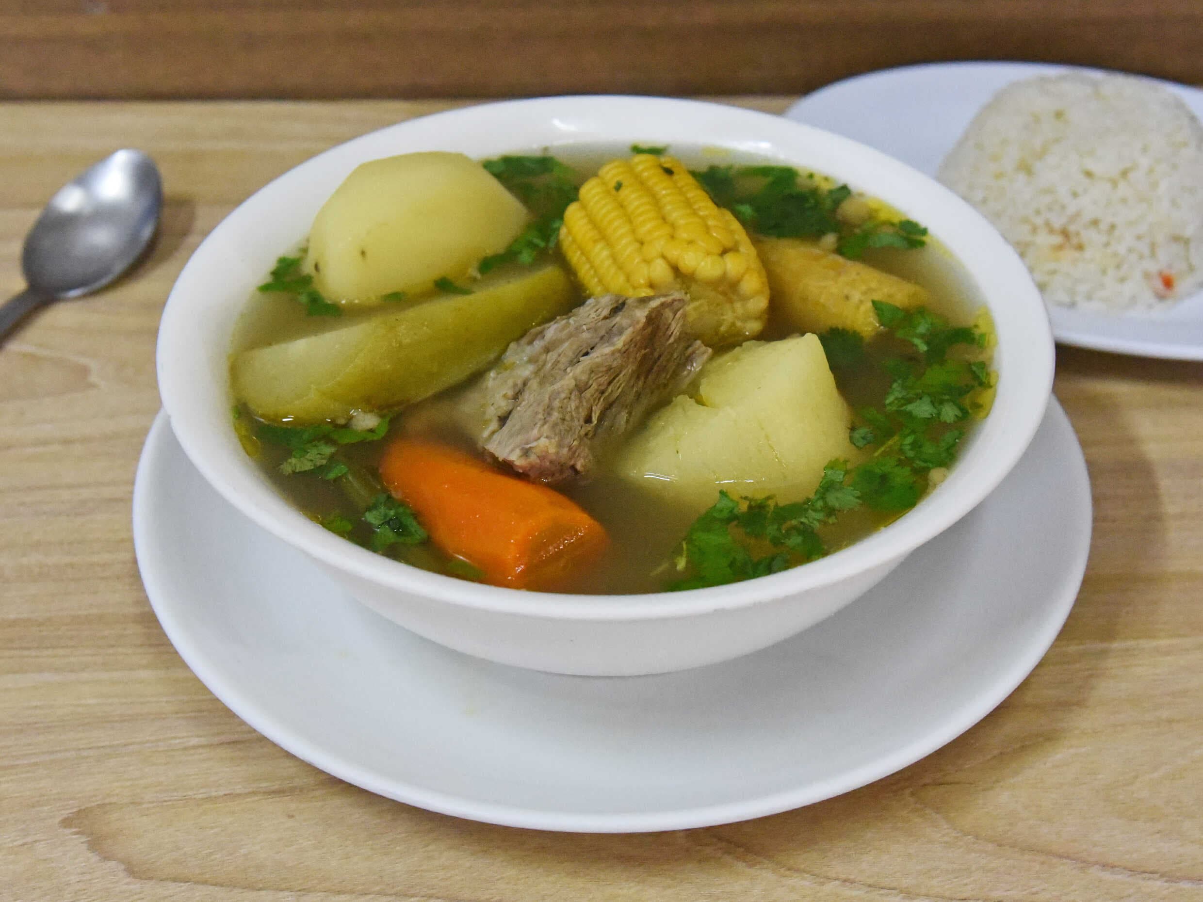 Olla de Carne Grande
