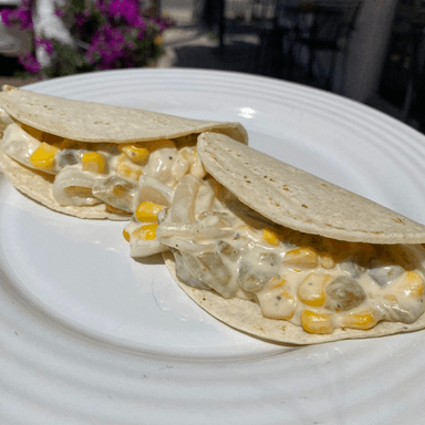 Taco de Rajas con Crema