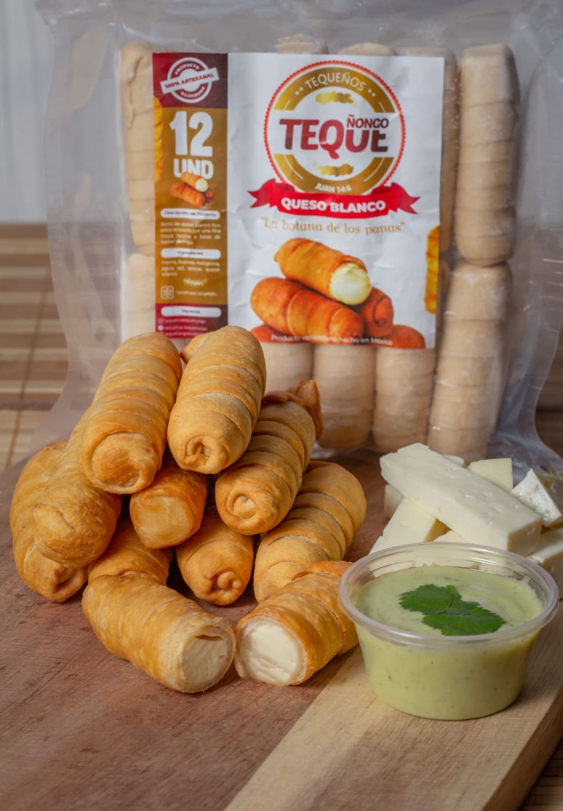 Tequeños Docena Frita de Queso Blanco