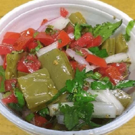 Ensalada de nopales