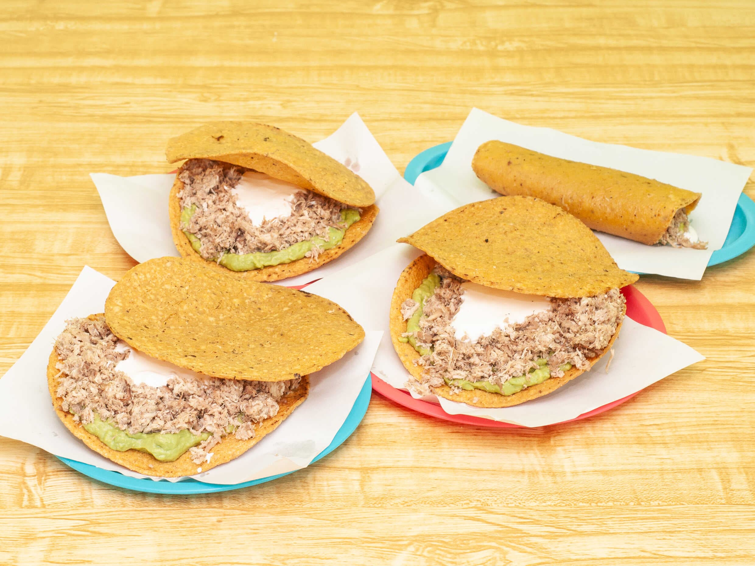 3 Tostadas y 1 Taco Sencillo