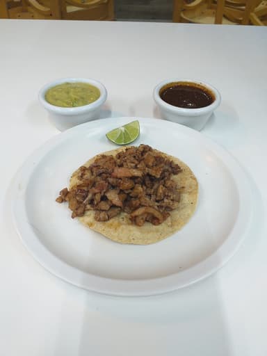 Taco de Bistec con tocino