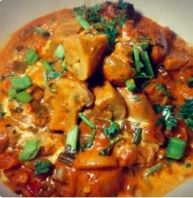 Curry Vegetariano Mushroom Hara Pyaaz