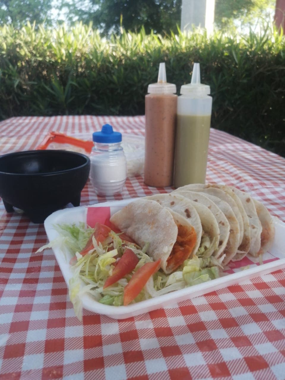 Orden de 5 Tacos de Guisos a Elegir en Harina