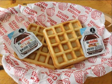Waffles con NUTELLA *
