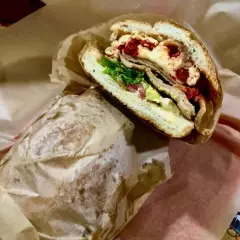 Torta a Elegir + Jarrito 600 ml Sabor sujeto a dis