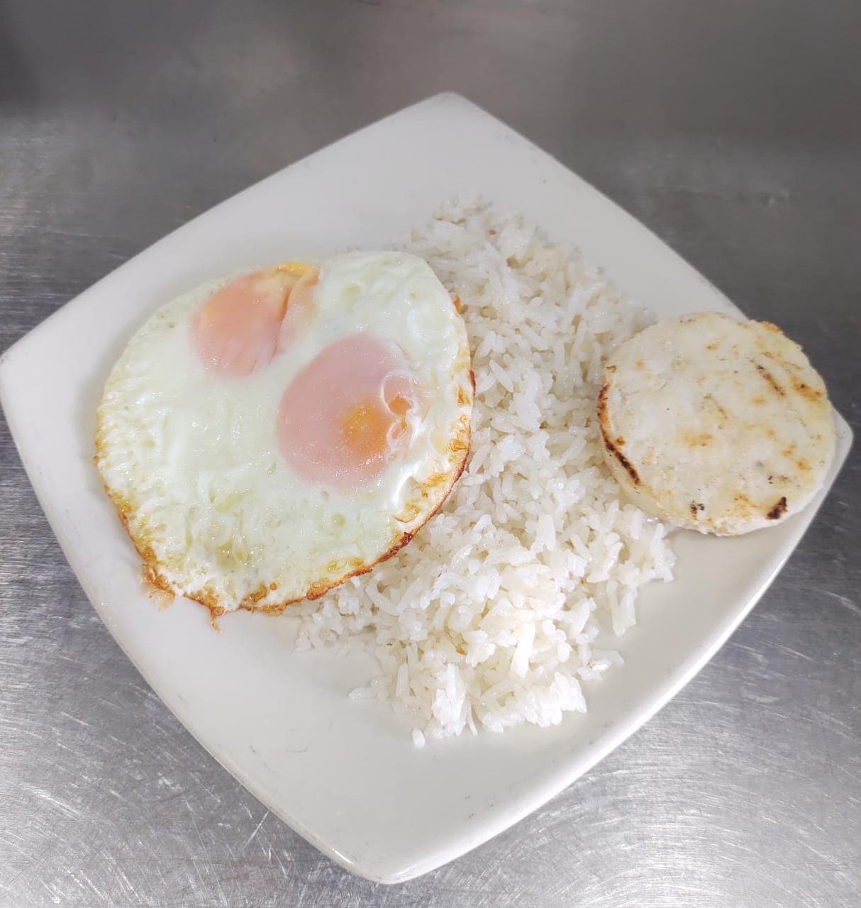 Combo Desayuno Completo Huevos en Cacerola