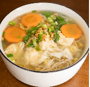 Sopa Wantan con Cerdo y Hongos