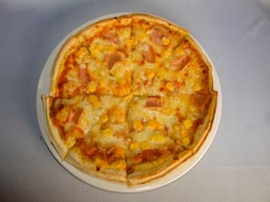Pizza Jamón, Queso y Maíz