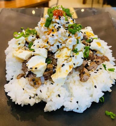 Gohan Especial
