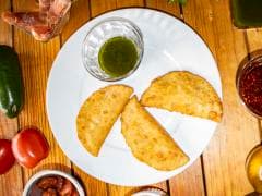 Empanadas Caprese